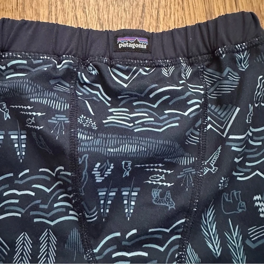 Patagonia Blue Forest Print Capile Baselayer Pants Size 3-6 Months
